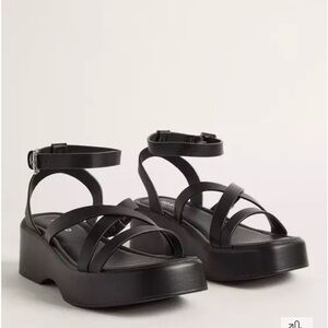 Torrid Strappy Flatform Sandals Size 12 WW